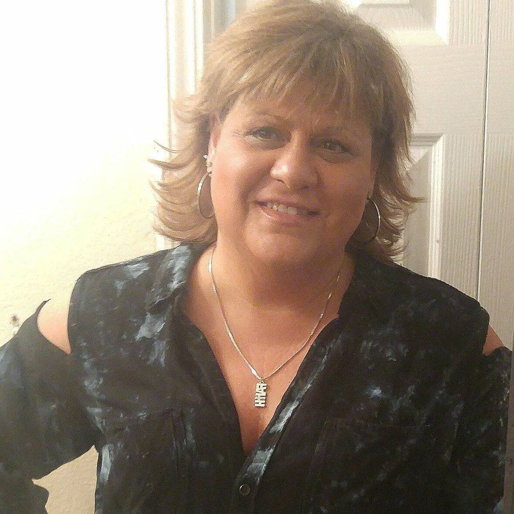 Meet your Posher, Linda